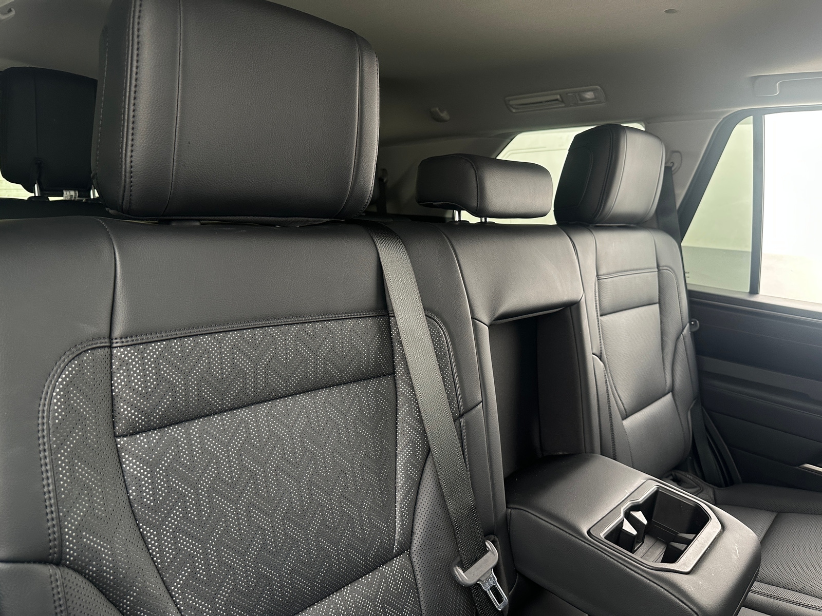 Thumbnail: 2023 Toyota Sequoia - 6
