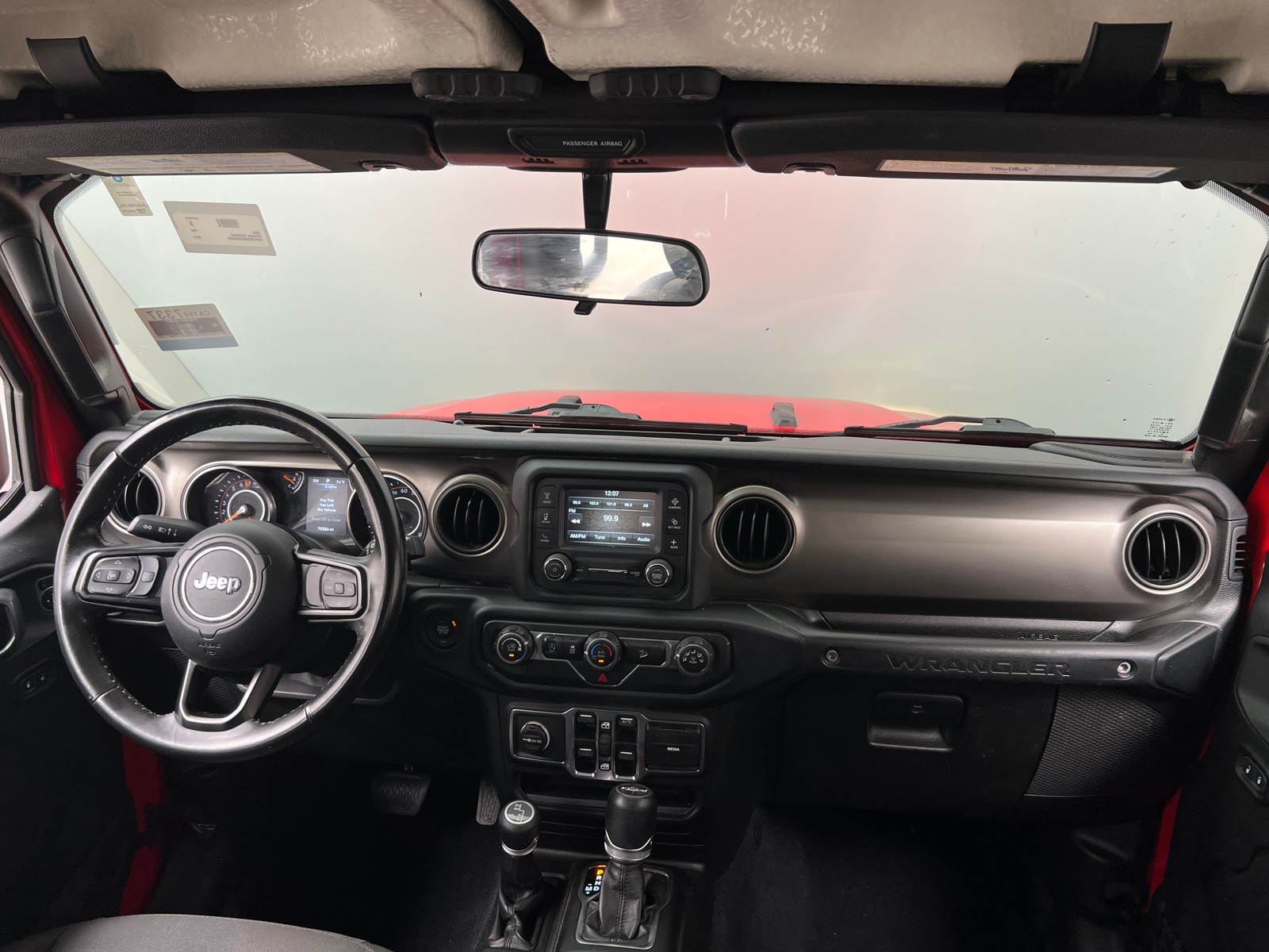 Thumbnail: 2019 Jeep Wrangler - 3