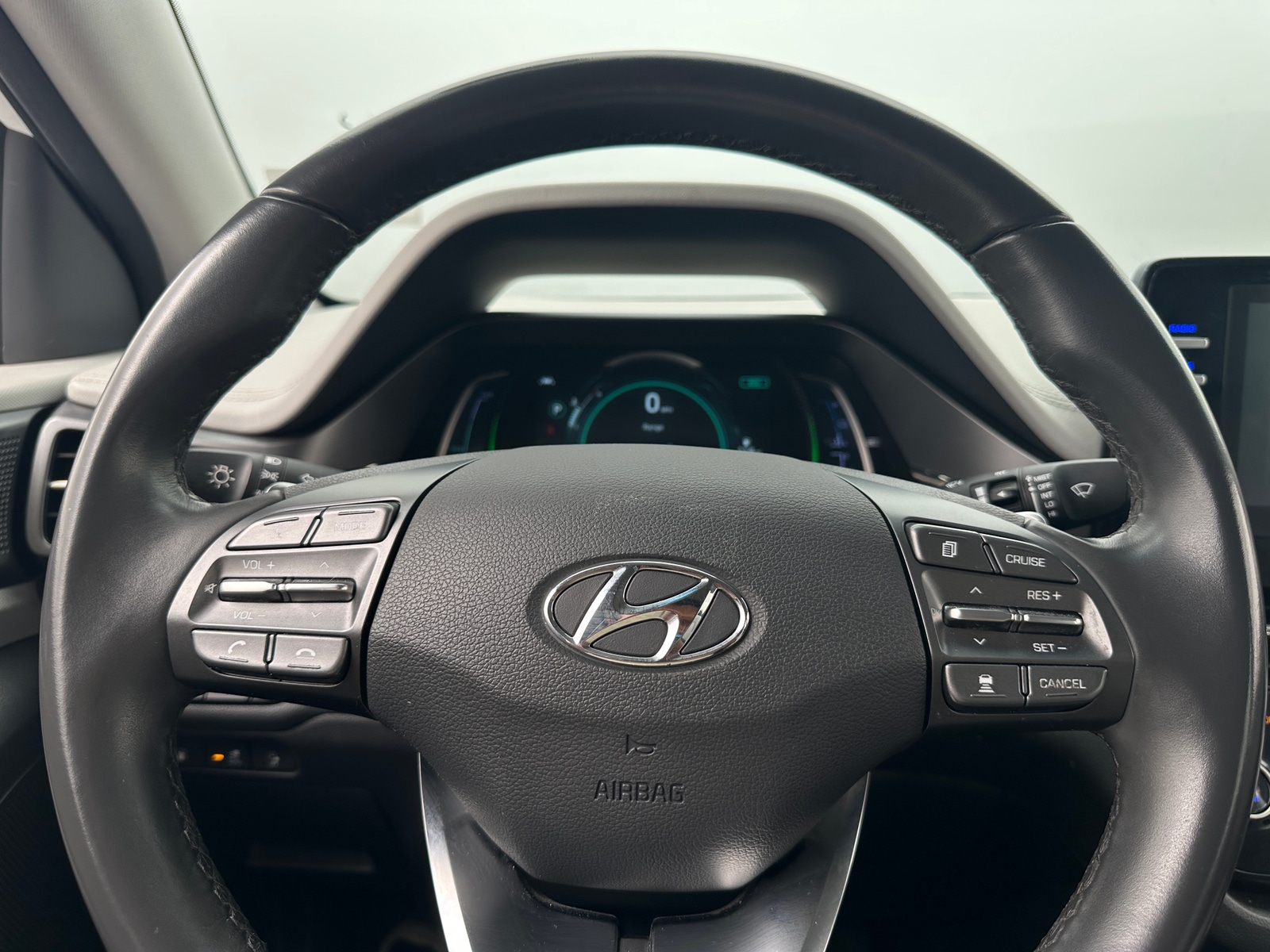 Thumbnail: 2020 Hyundai Ioniq - 5