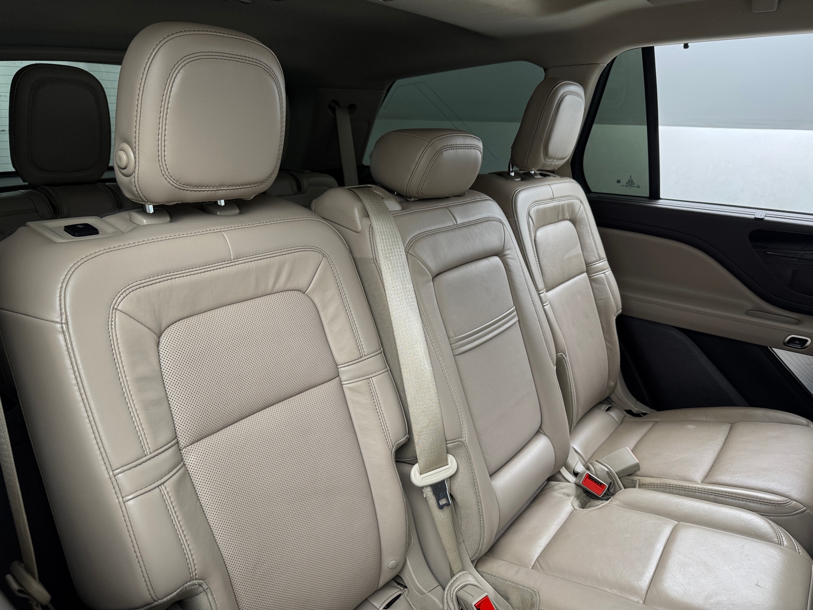 Thumbnail: 2020 Lincoln Aviator - 5