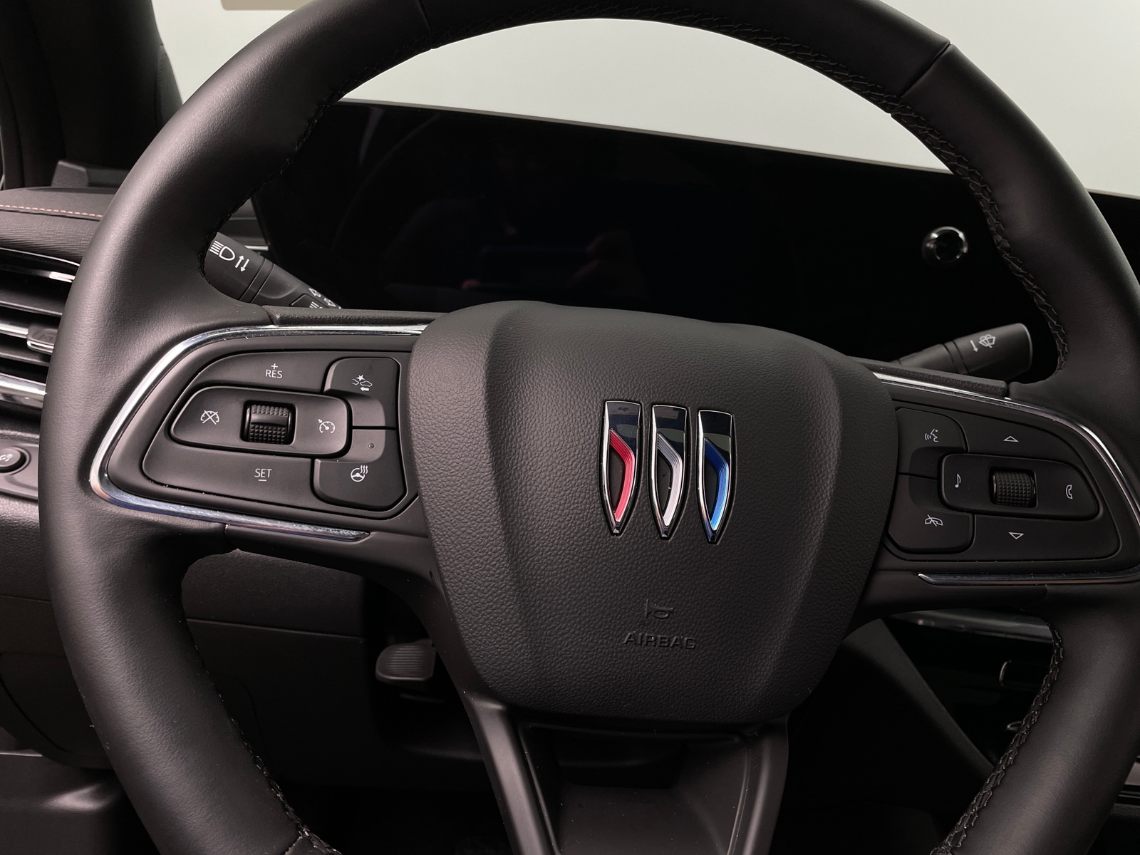 Thumbnail: 2024 Buick Envista - 4