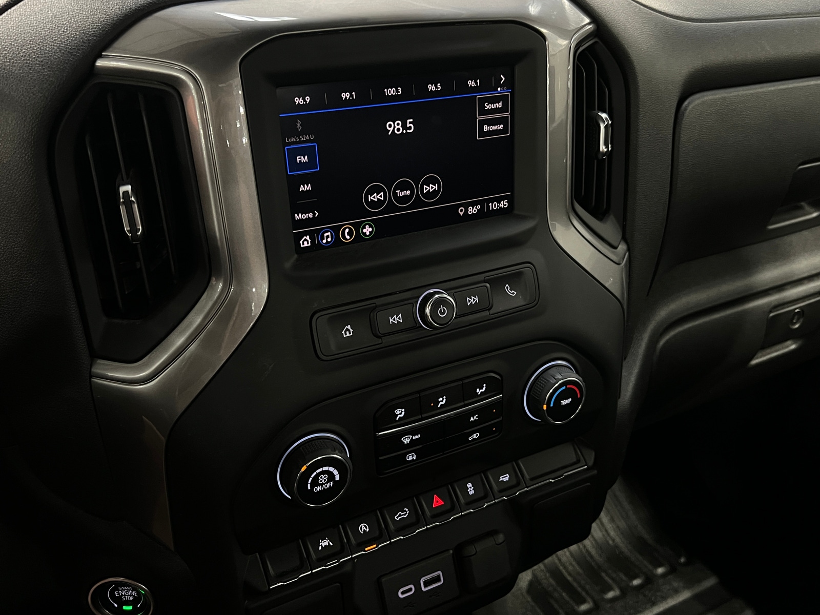 Thumbnail: 2024 Chevrolet Silverado 1500 - 4