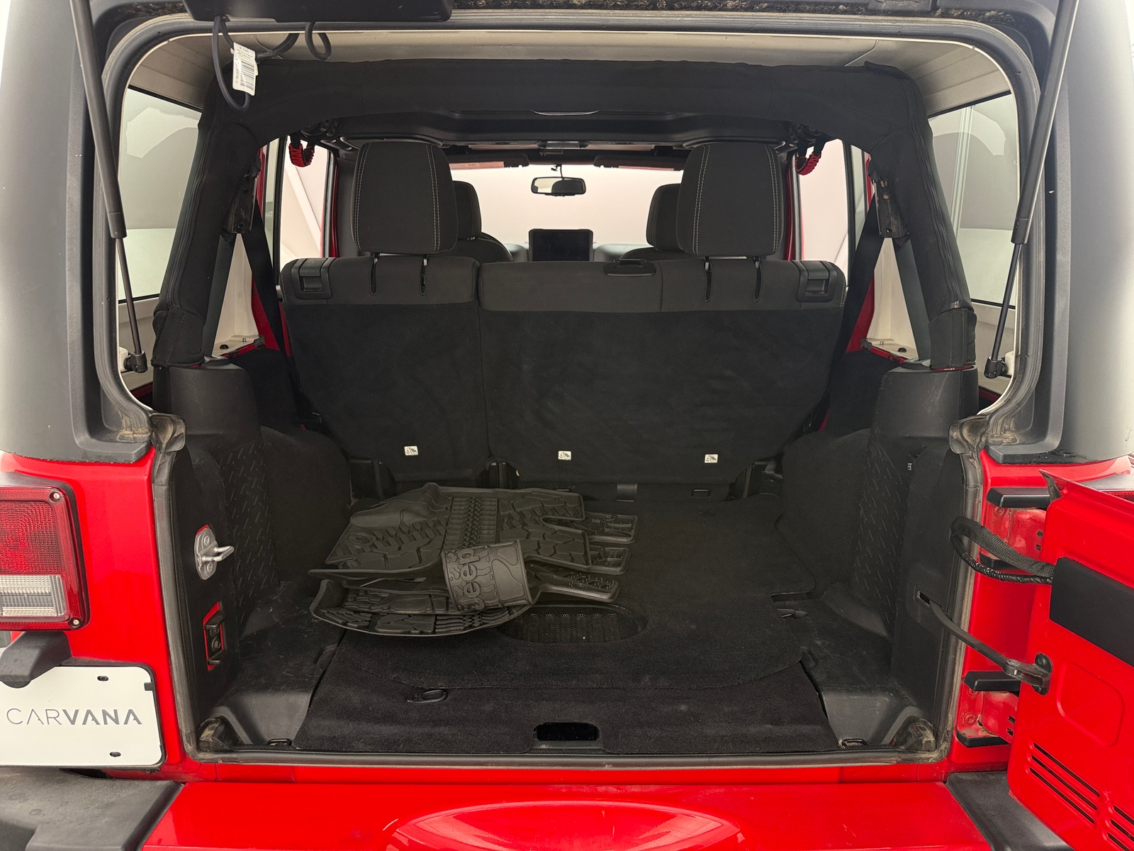 Thumbnail: 2016 Jeep Wrangler - 7