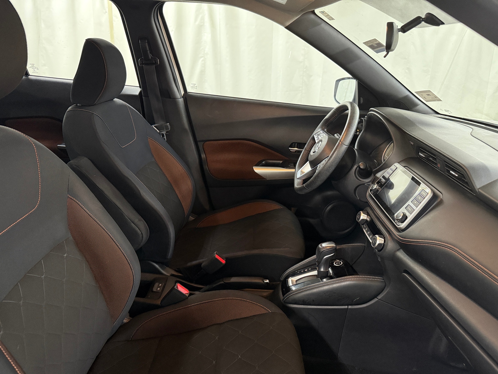 Thumbnail: 2018 Nissan Kicks - 2