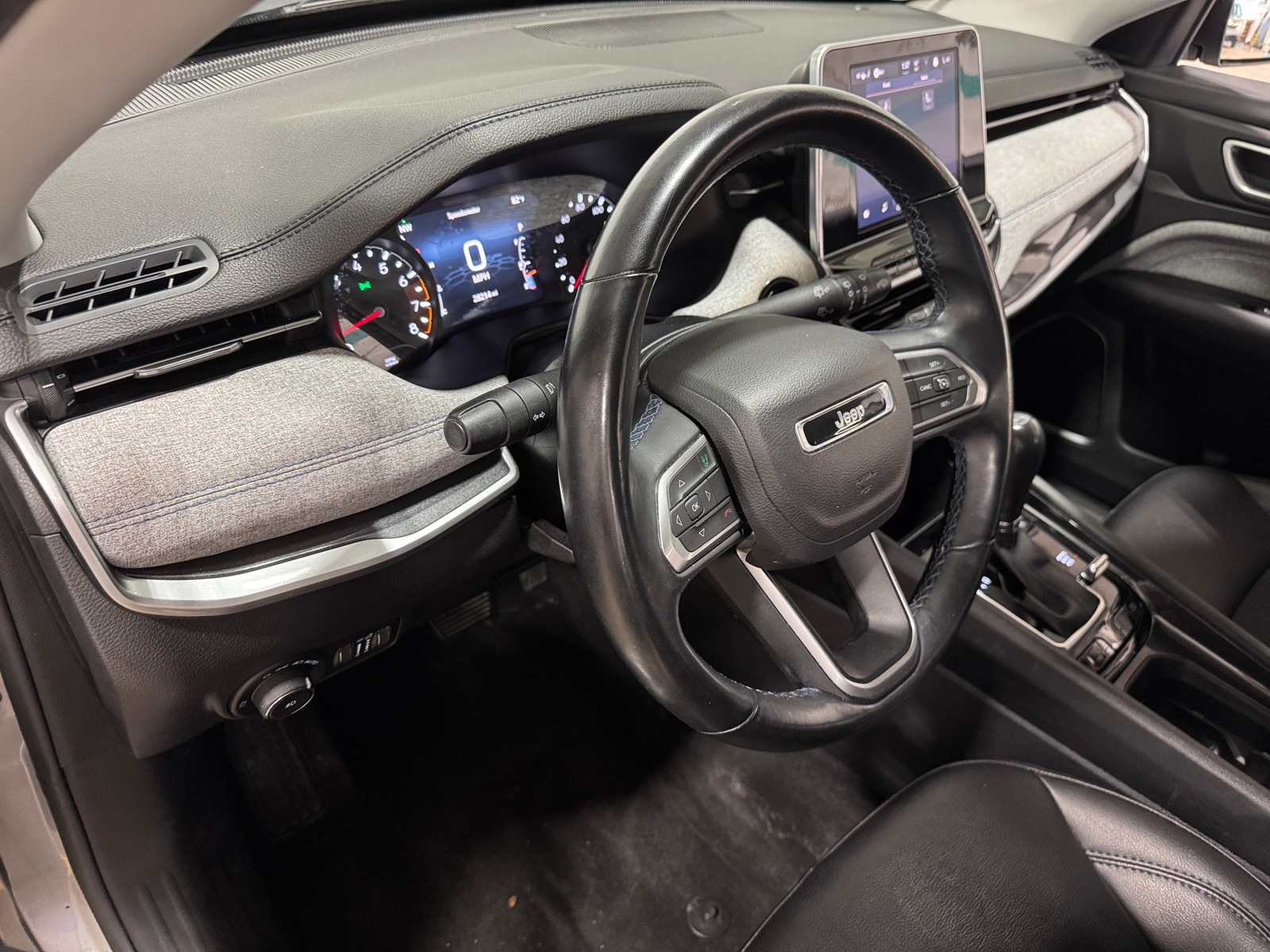 Thumbnail: 2022 Jeep Compass - 3