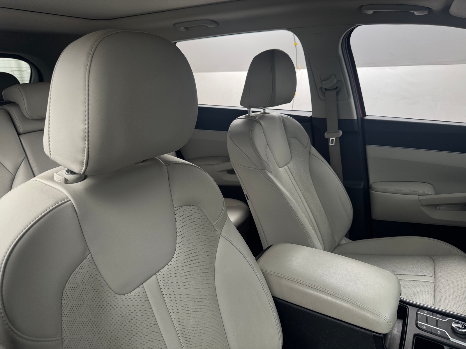 Thumbnail: 2021 Kia Sorento - 2