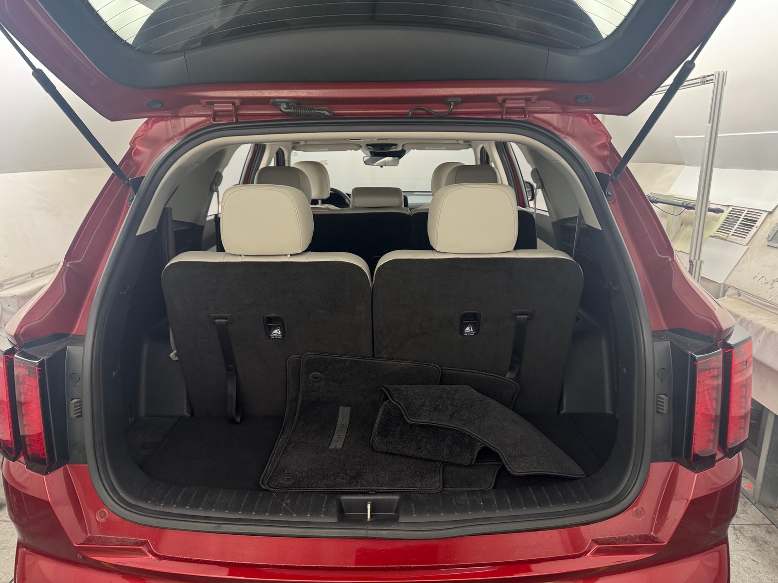 Thumbnail: 2021 Kia Sorento - 7
