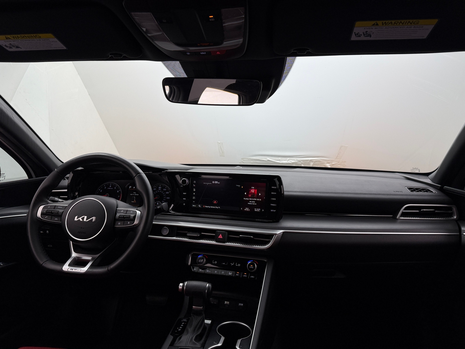 Thumbnail: 2023 Kia K5 - 2