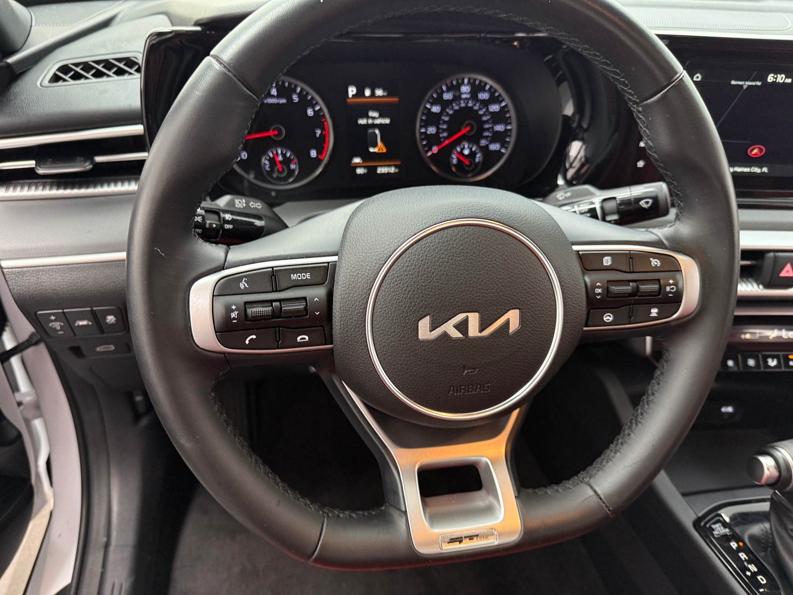 Thumbnail: 2023 Kia K5 - 4