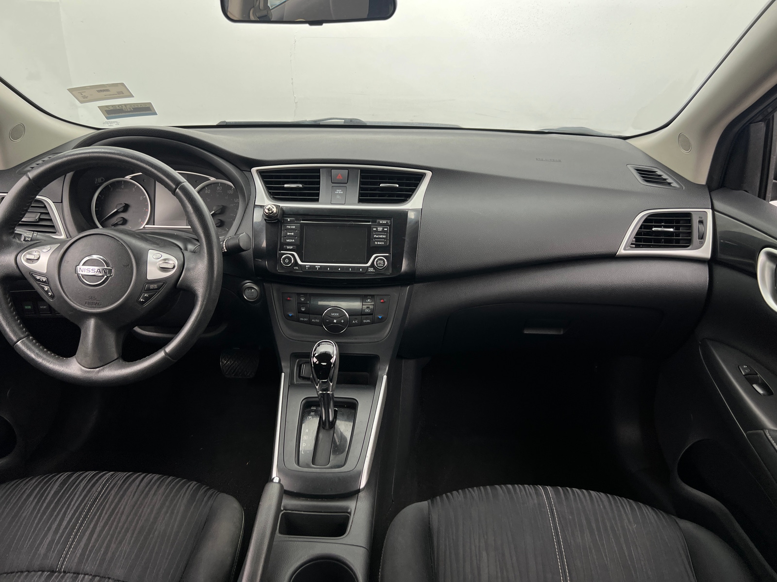 Thumbnail: 2018 Nissan Sentra - 3