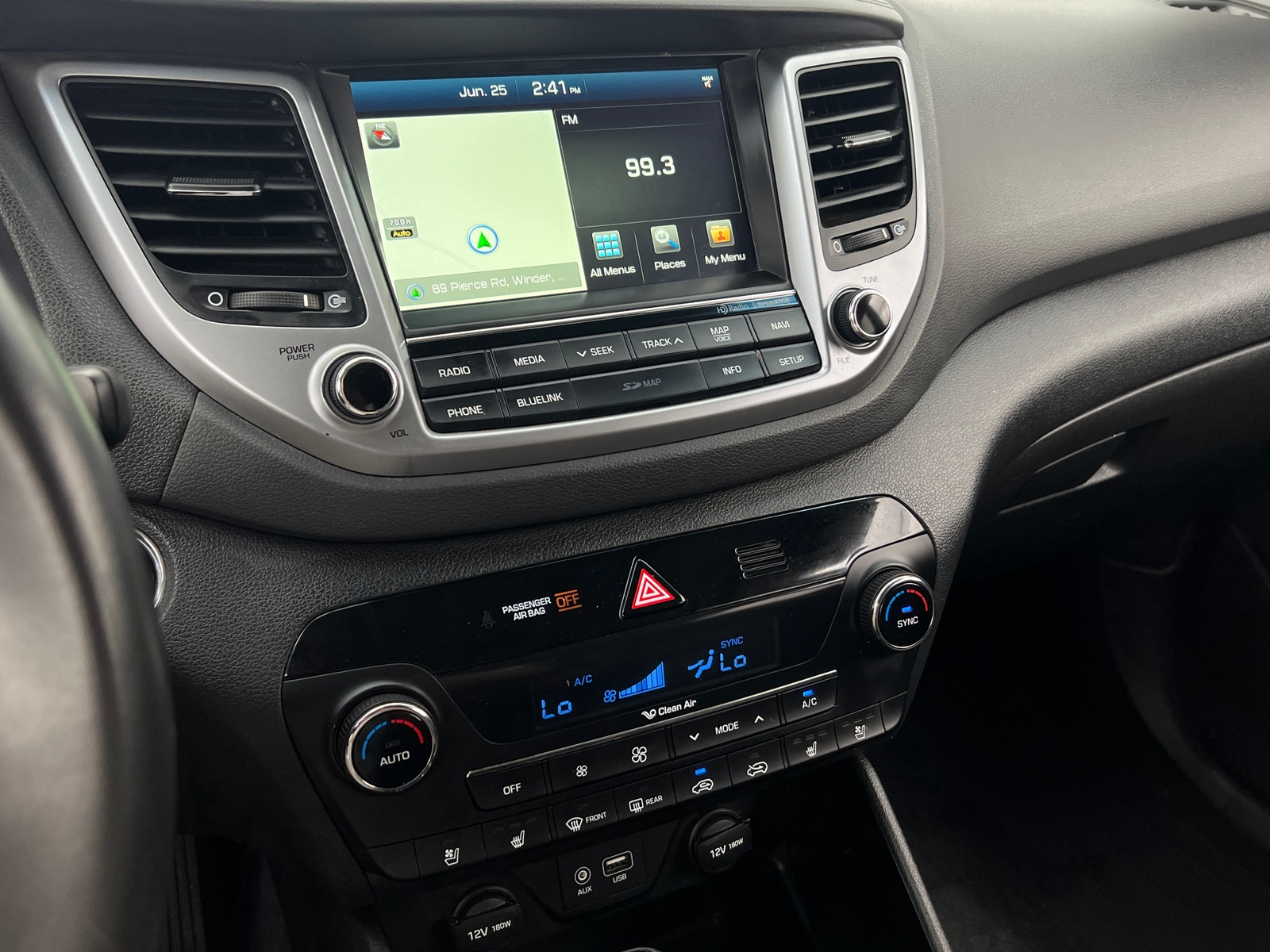 Thumbnail: 2016 Hyundai Tucson - 3