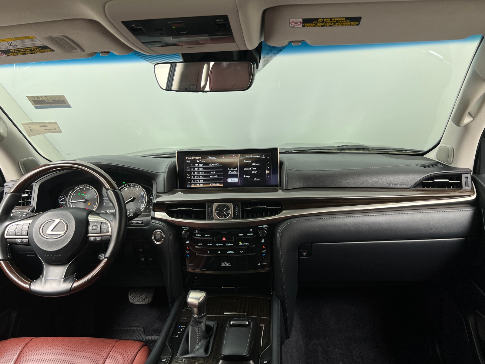 Thumbnail: 2018 Lexus LX - 2
