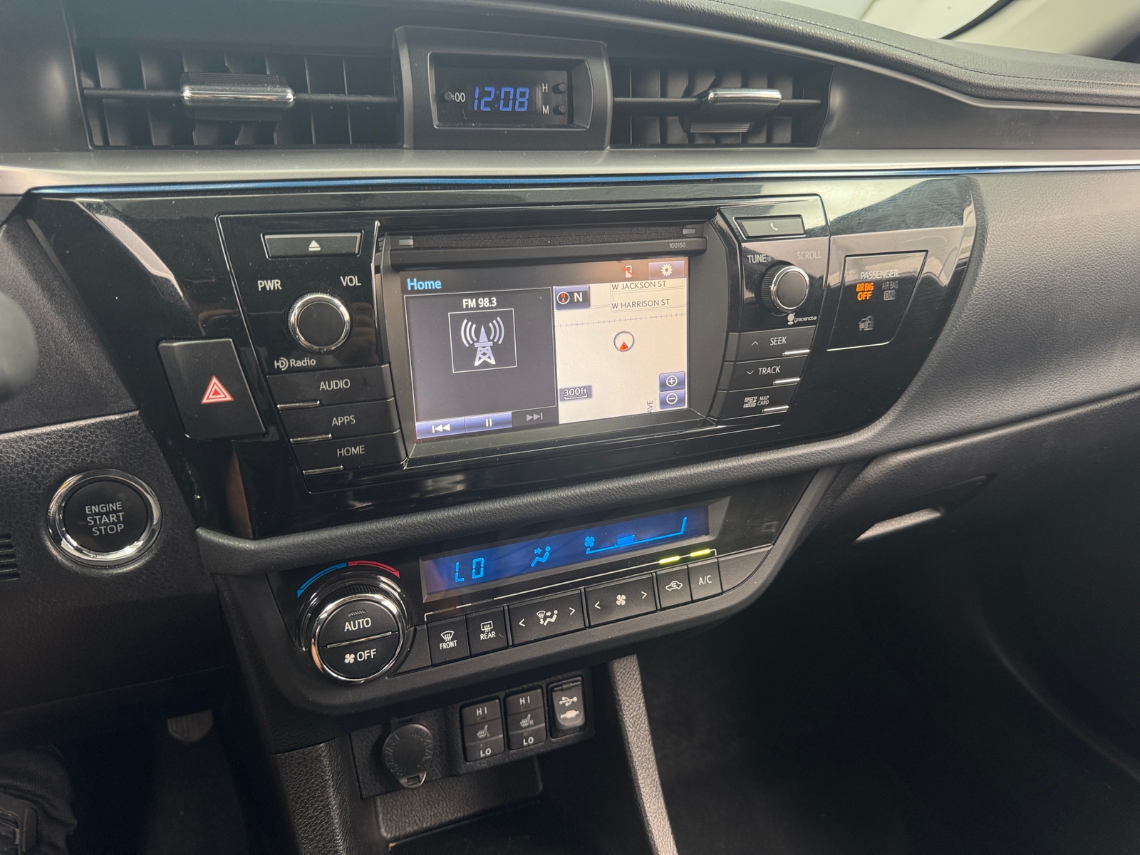 Thumbnail: 2014 Toyota Corolla - 4