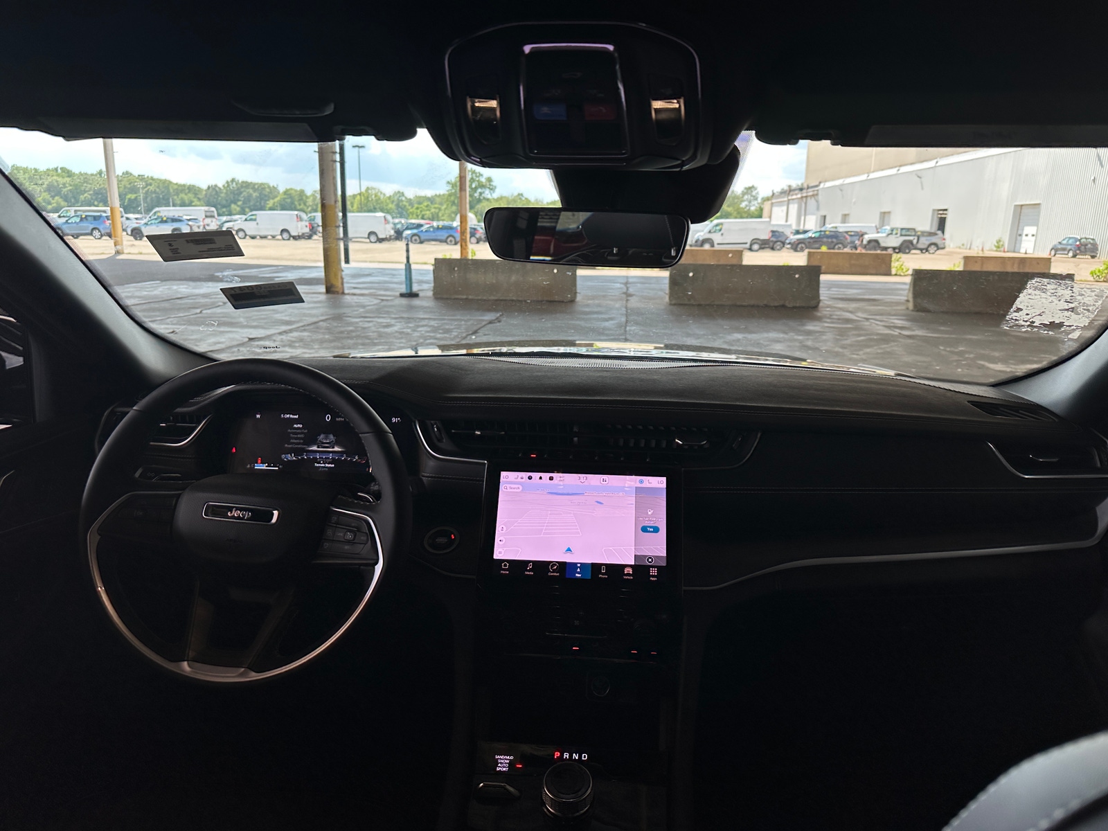 Thumbnail: 2025 Jeep Grand Cherokee - 2