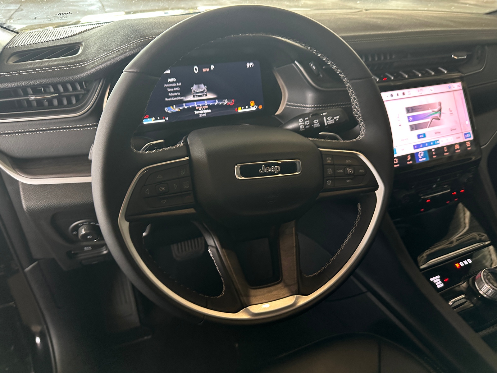 Thumbnail: 2025 Jeep Grand Cherokee - 4