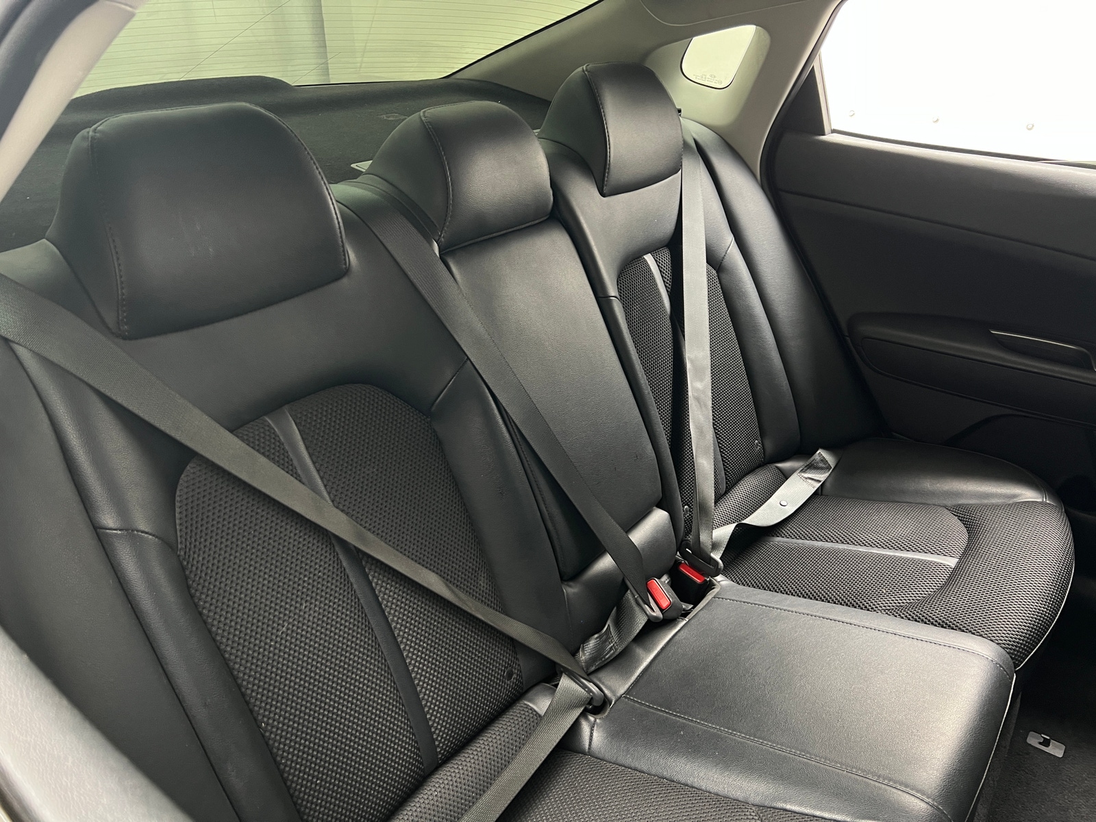 Thumbnail: 2019 Kia Optima - 6
