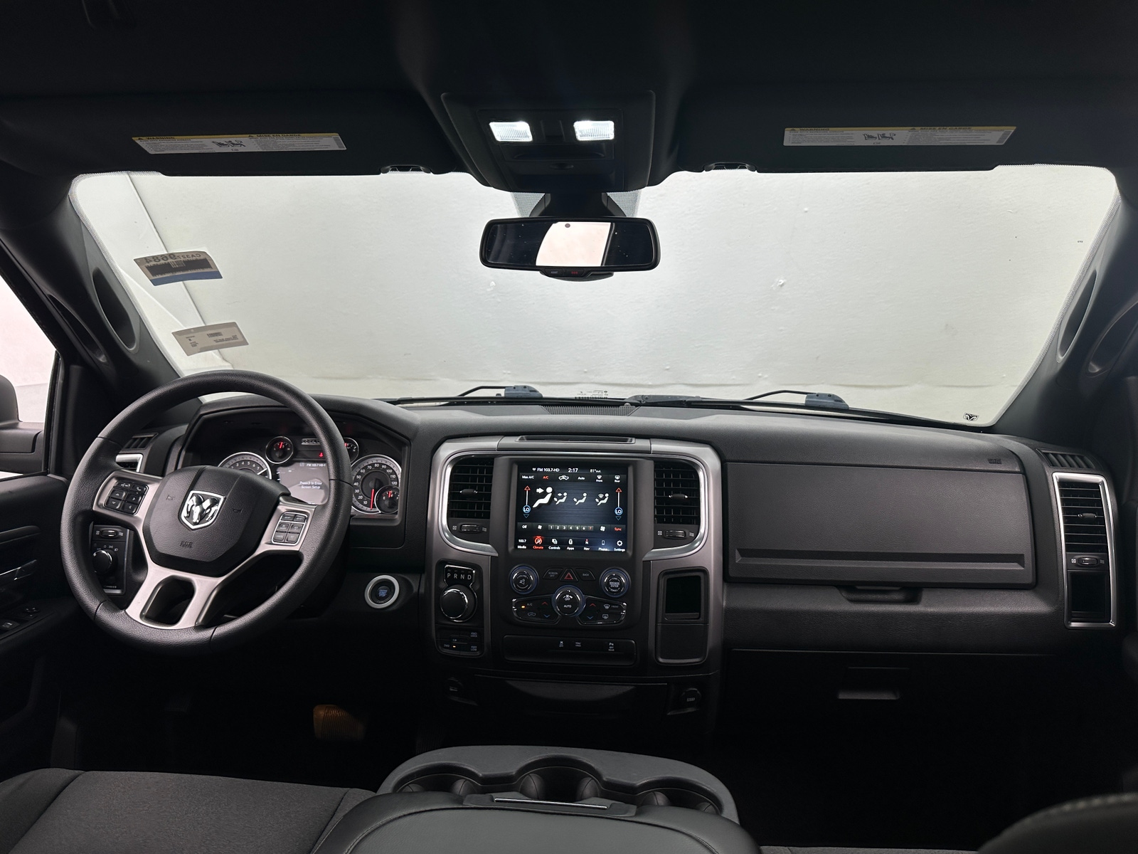 Thumbnail: 2023 RAM 1500 Classic - 3