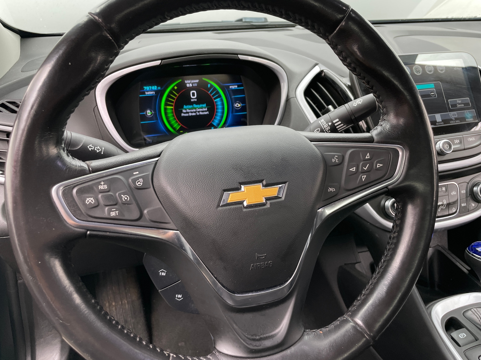 Thumbnail: 2018 Chevrolet Volt - 5