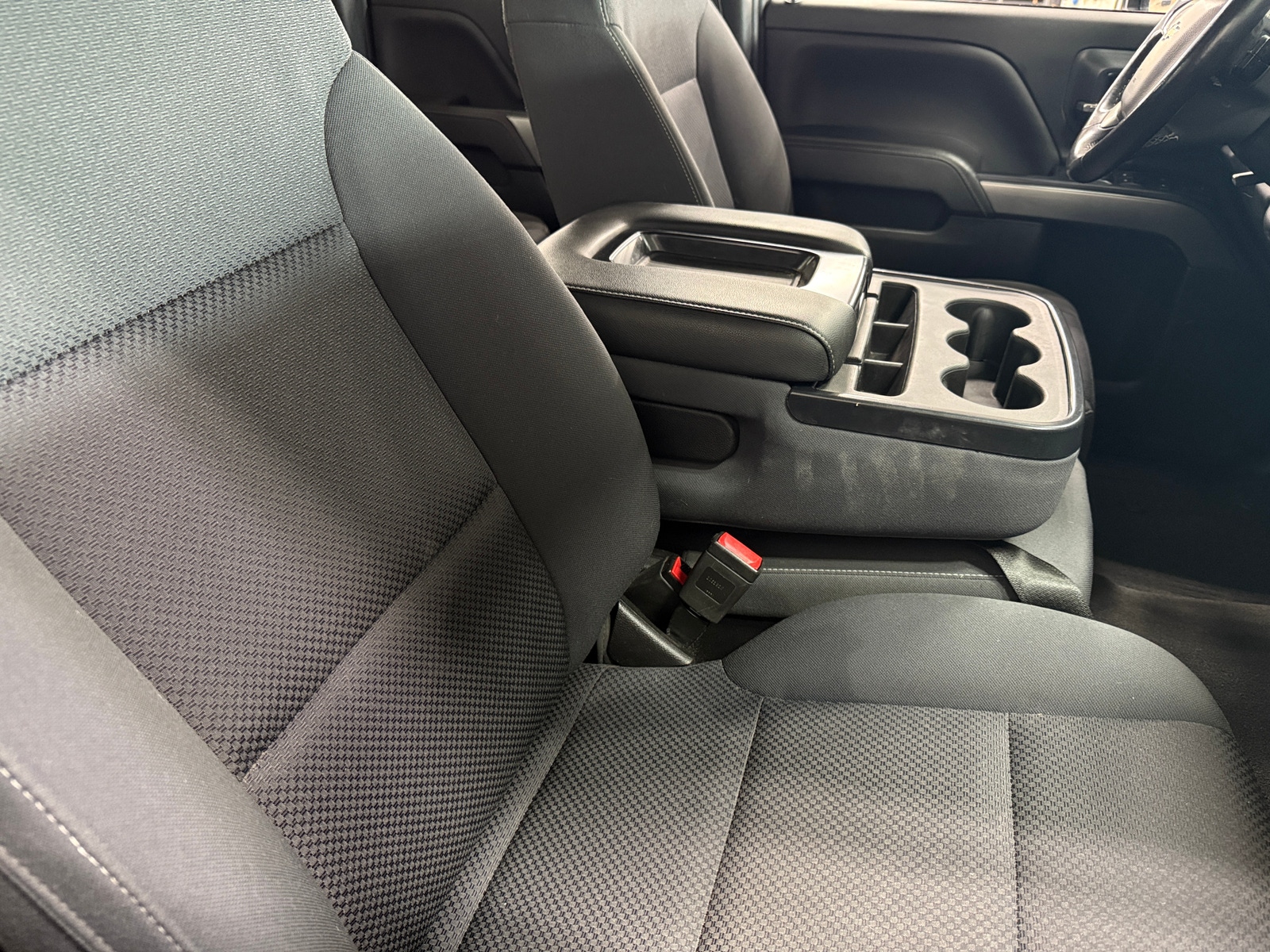 Thumbnail: 2019 Chevrolet Silverado 1500 - 2