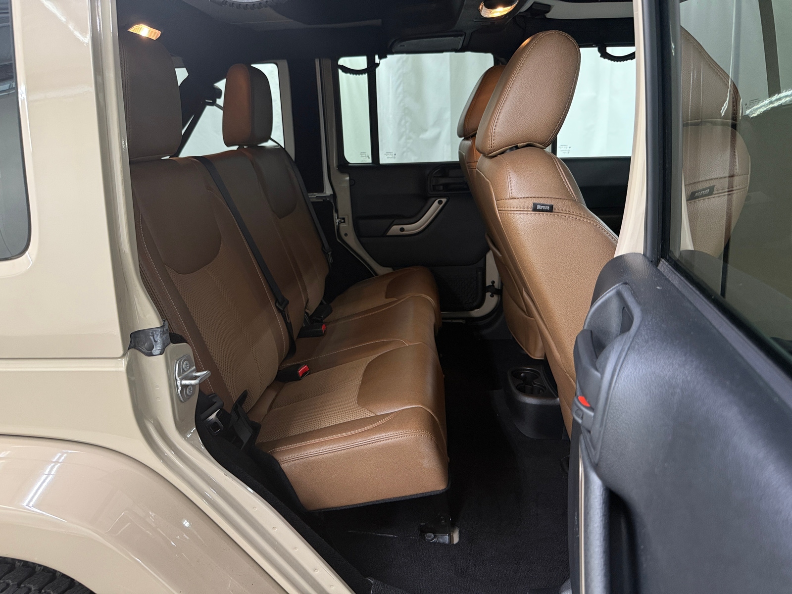 Thumbnail: 2016 Jeep Wrangler - 5