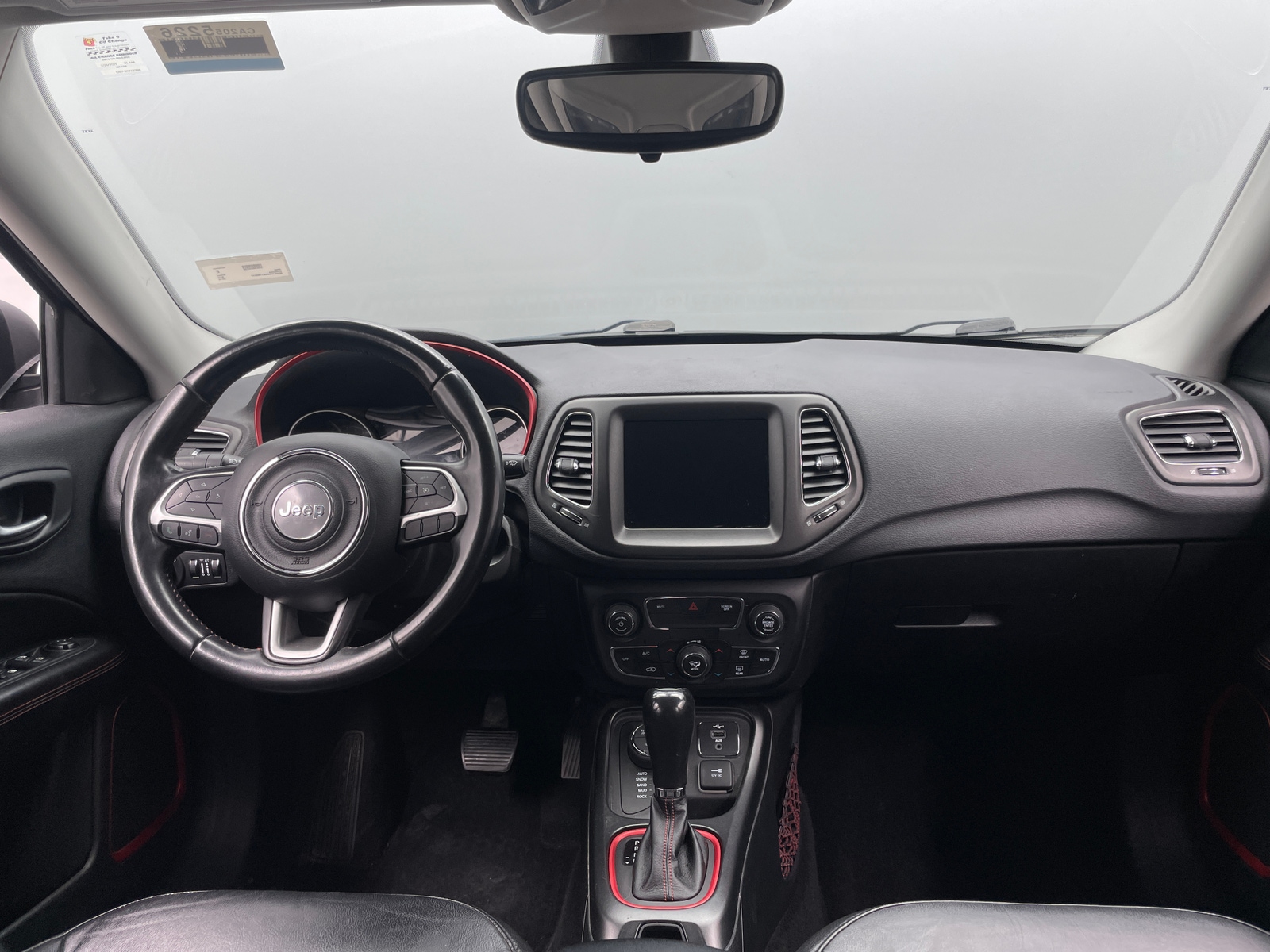 Thumbnail: 2019 Jeep Compass - 3