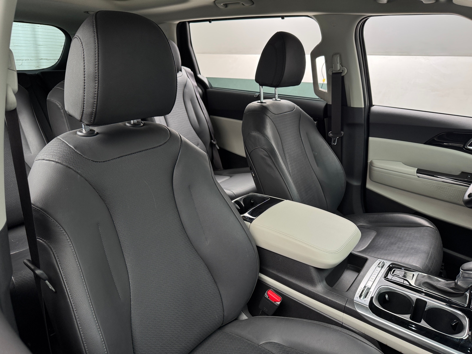 Thumbnail: 2024 Kia Carnival - 2