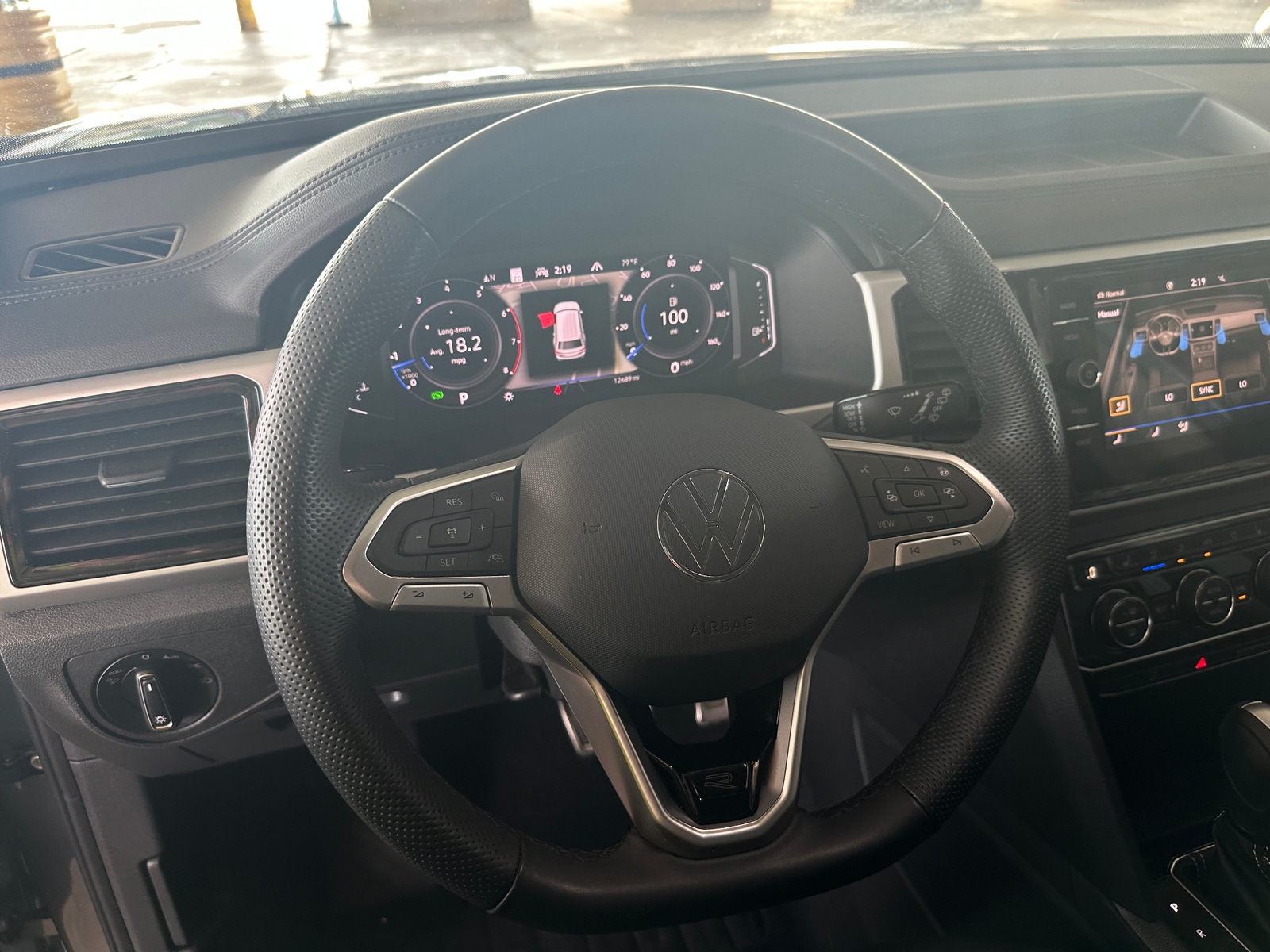 Thumbnail: 2023 Volkswagen Atlas - 4