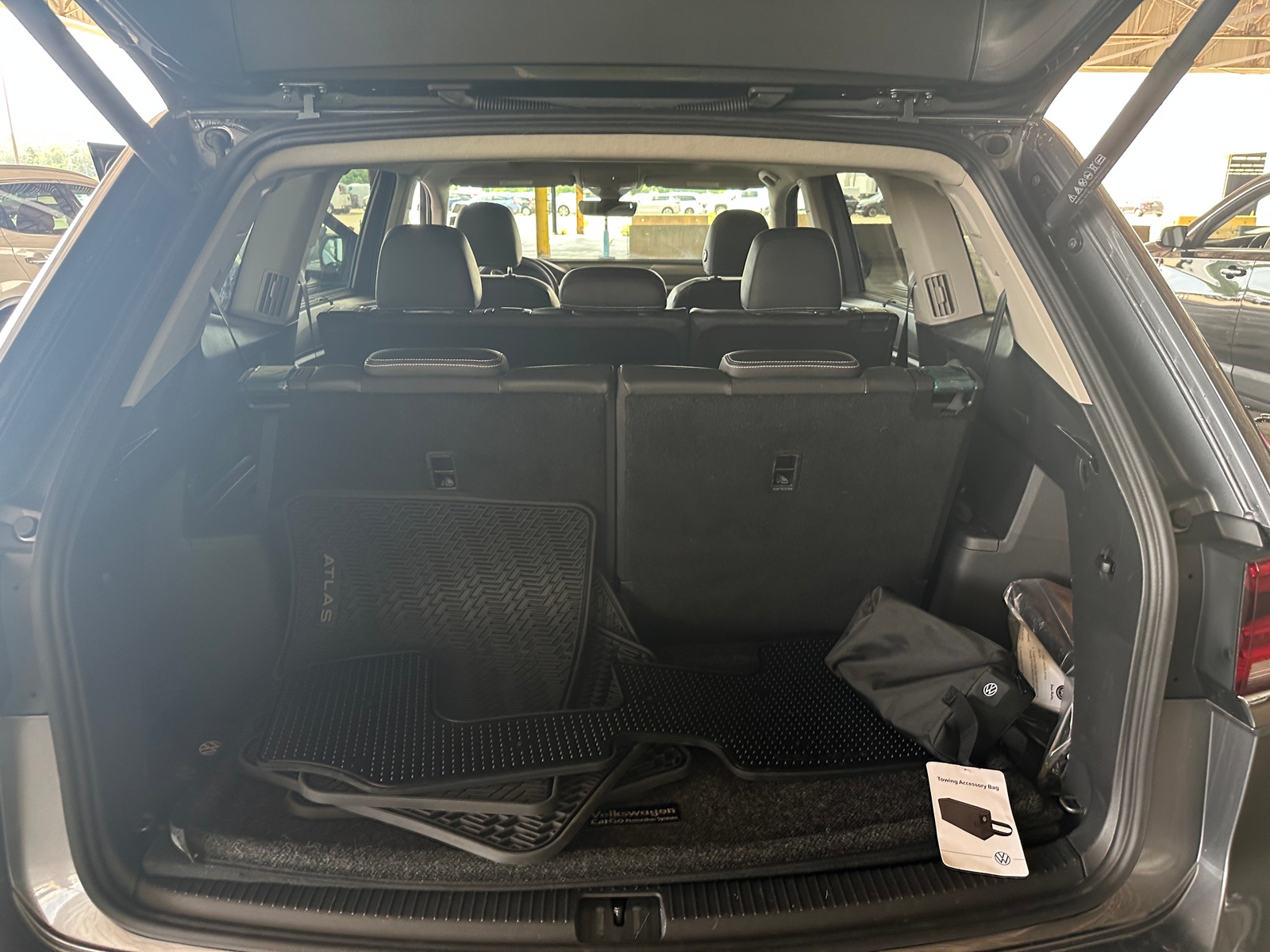 Thumbnail: 2023 Volkswagen Atlas - 6