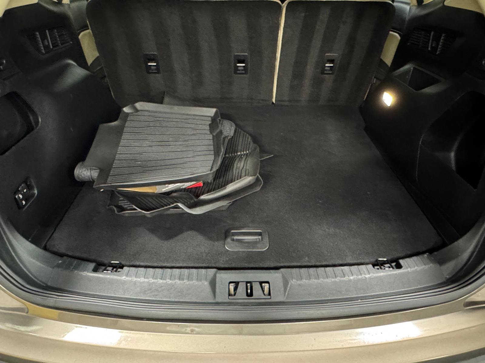 Thumbnail: 2019 Ford Edge - 7