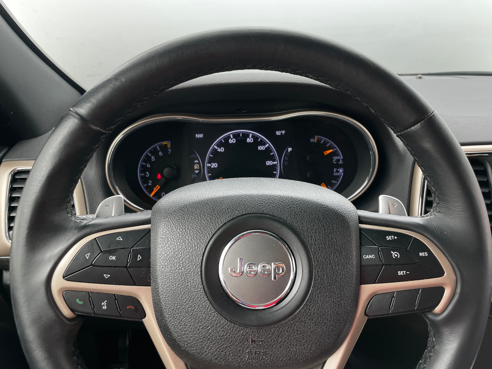 Thumbnail: 2017 Jeep Grand Cherokee - 5