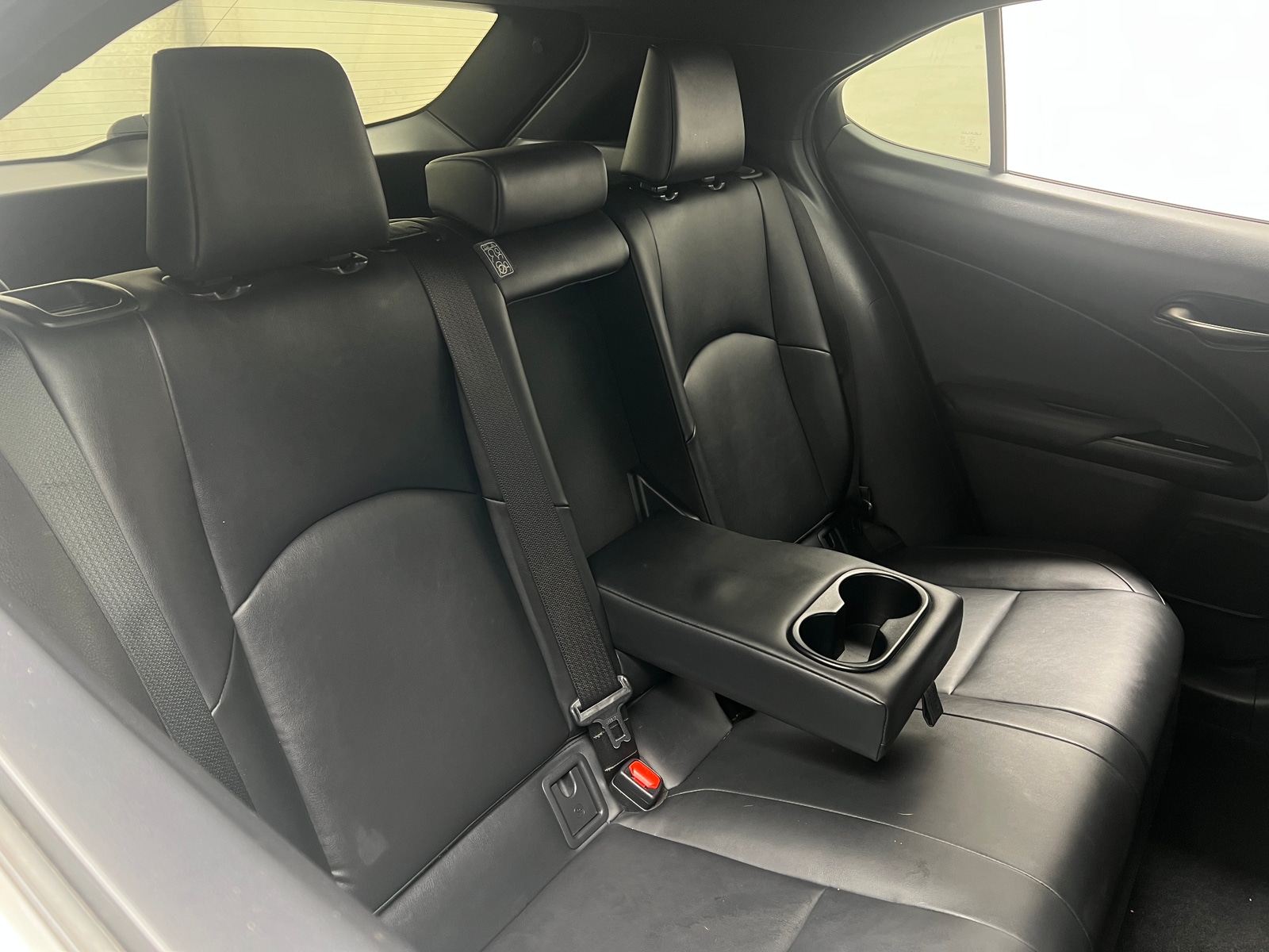 Thumbnail: 2020 Lexus UX - 5