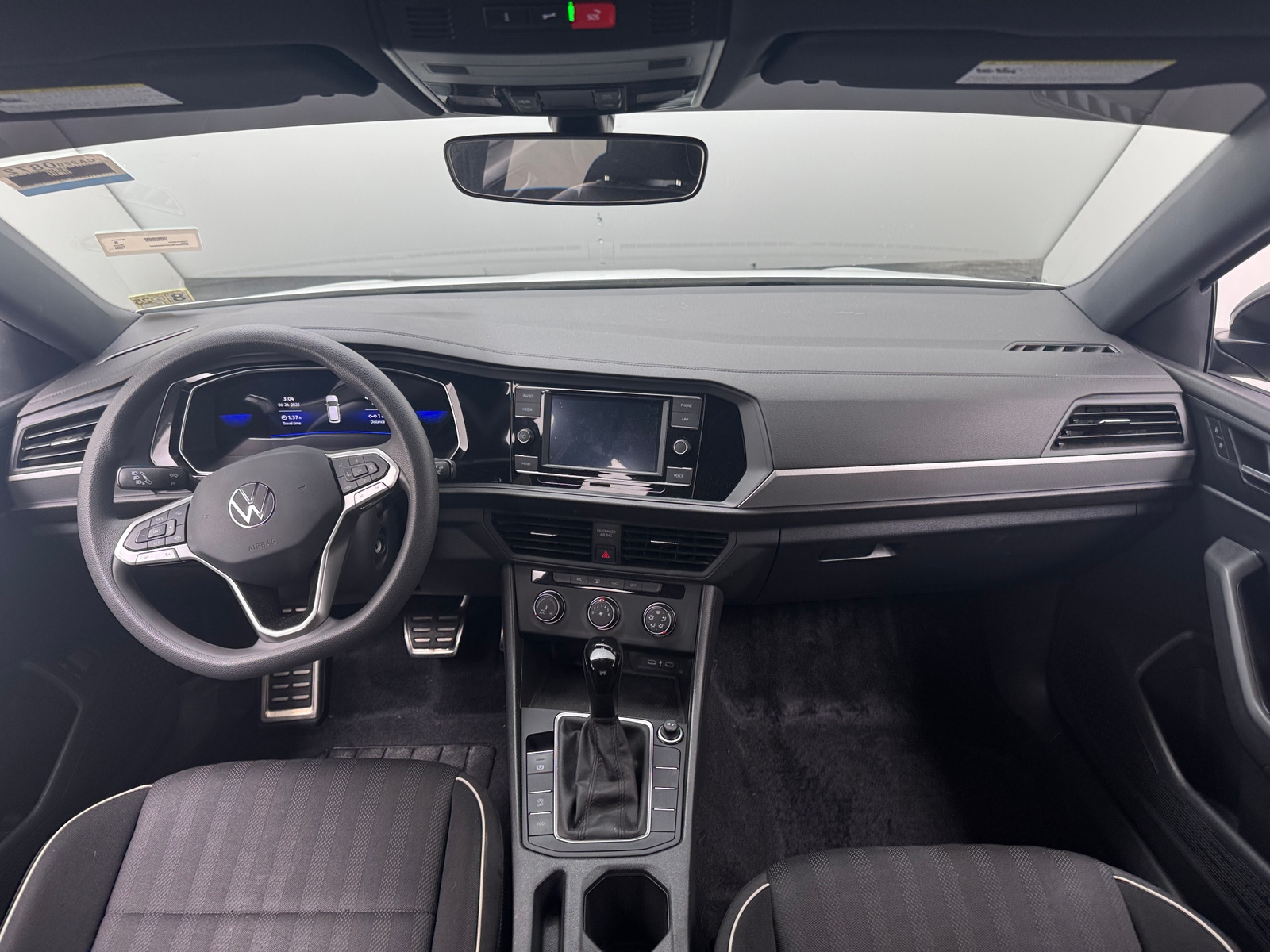 Thumbnail: 2023 Volkswagen Jetta - 3