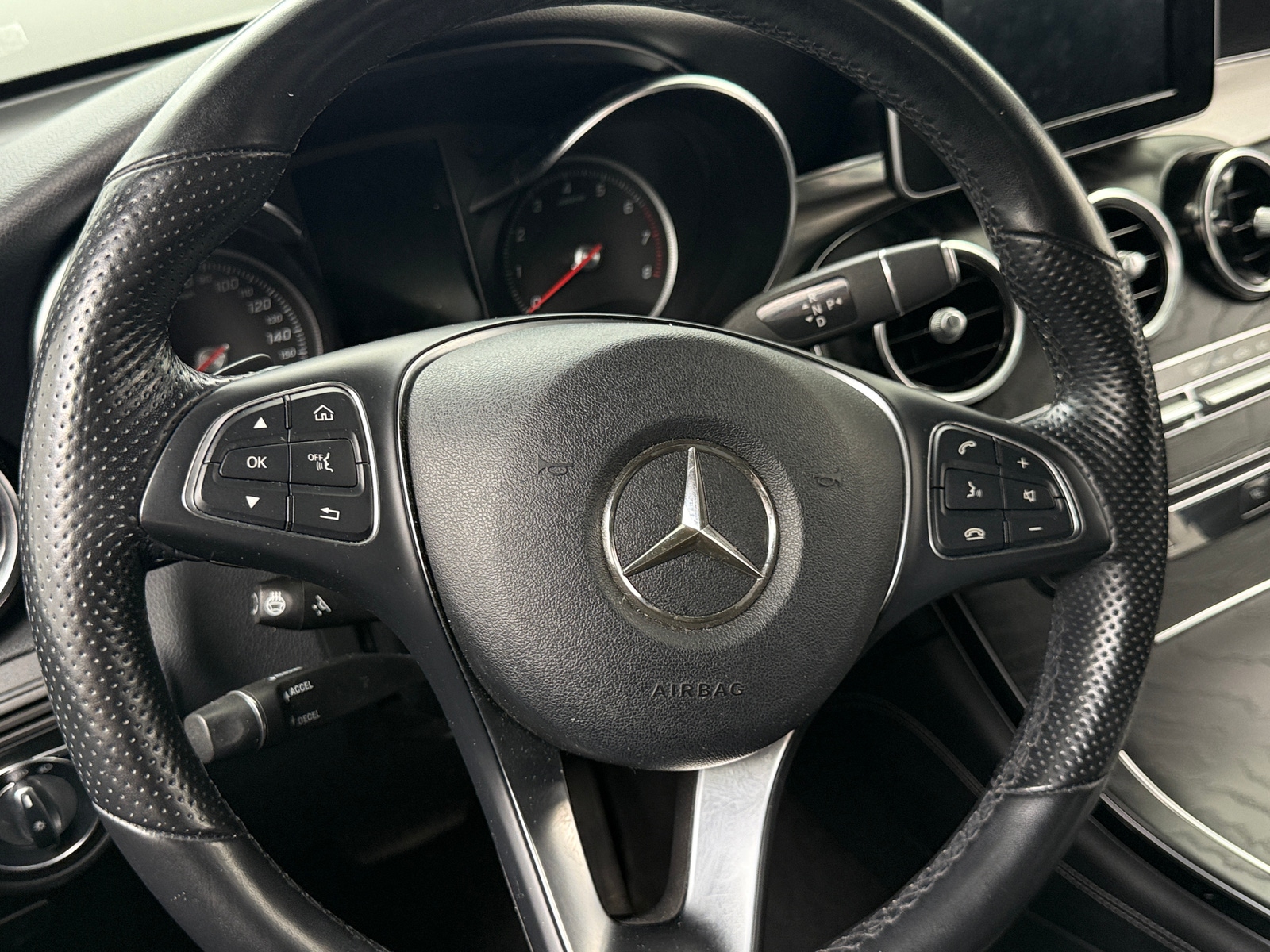 Thumbnail: 2019 Mercedes-Benz GLC - 4