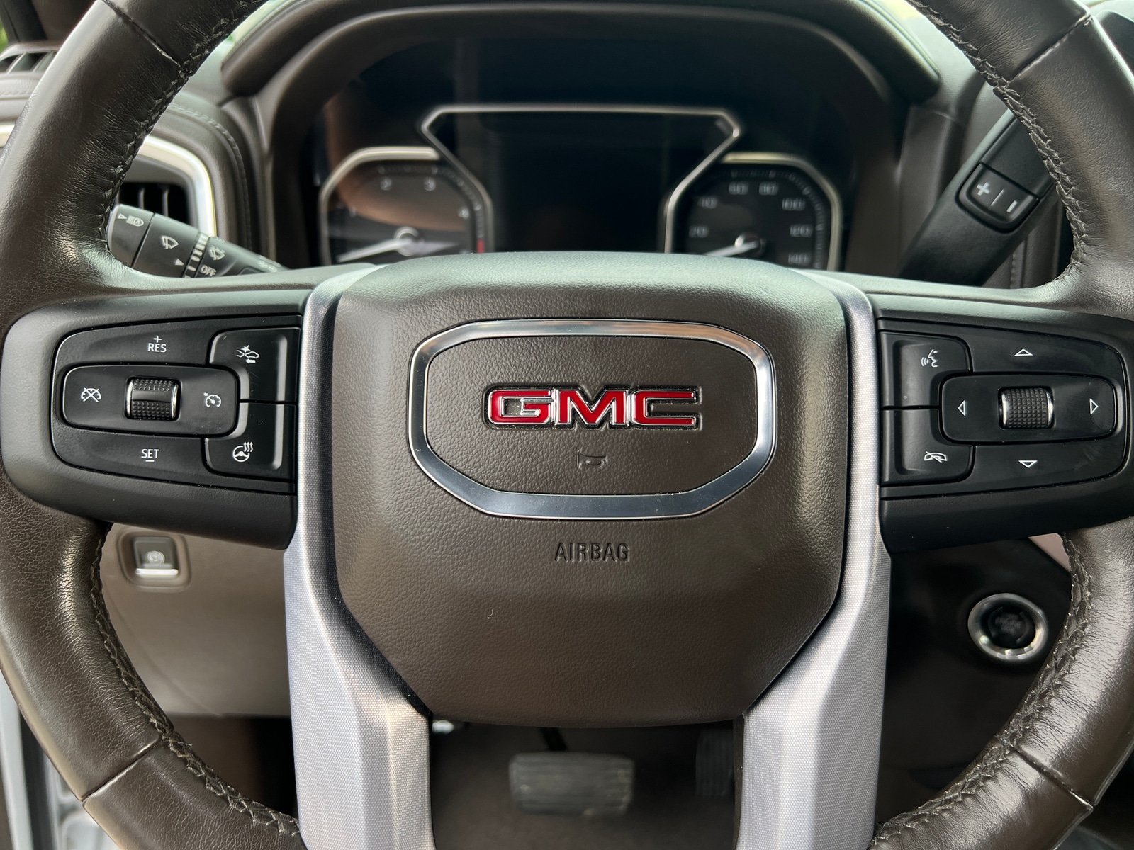 Thumbnail: 2020 GMC Sierra 2500 - 4