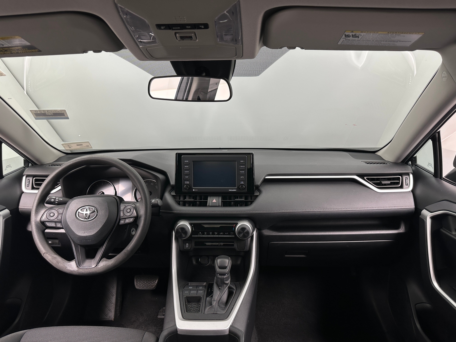 Thumbnail: 2020 Toyota RAV4 - 3