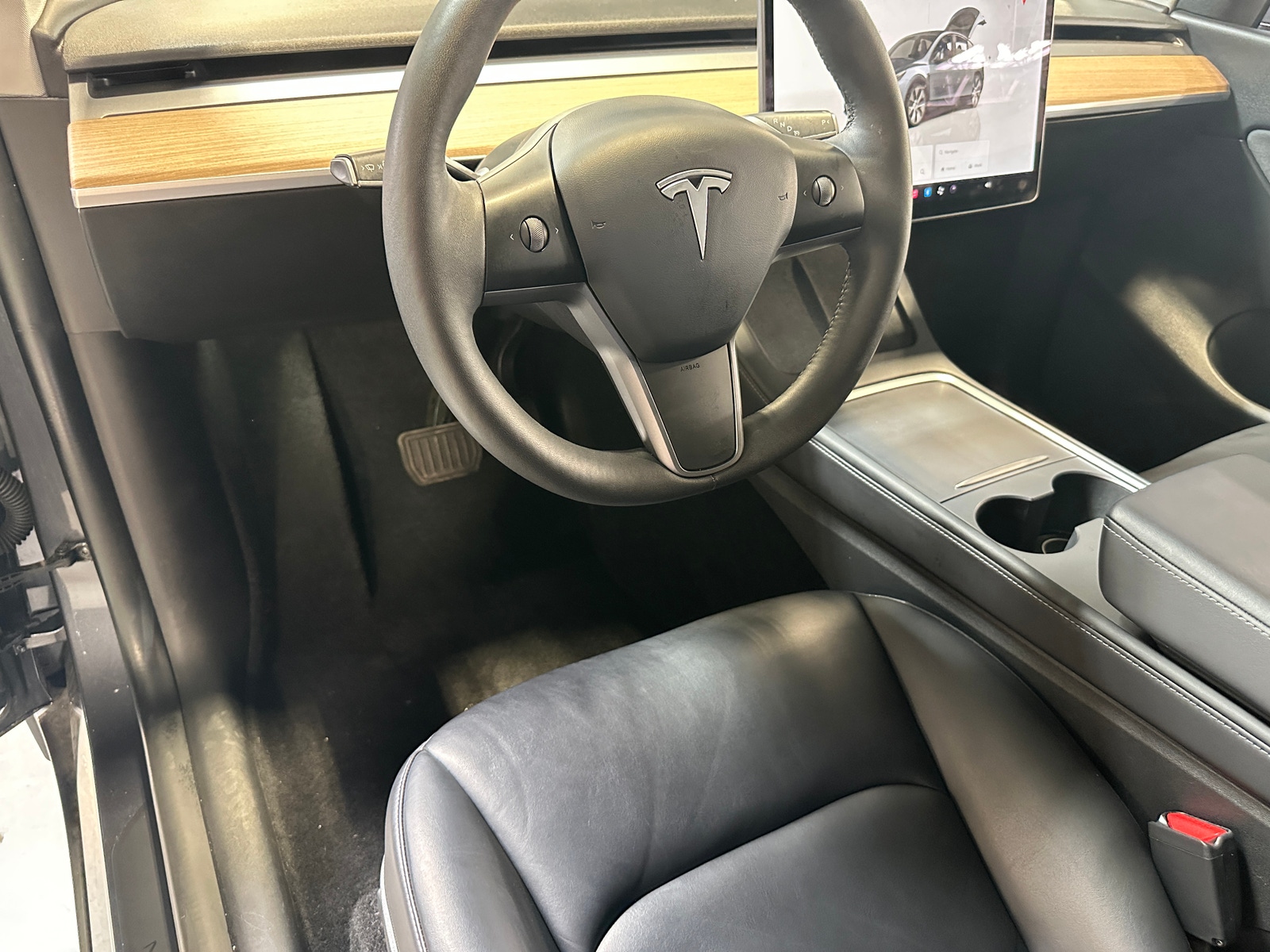 Thumbnail: 2022 Tesla Model Y - 2