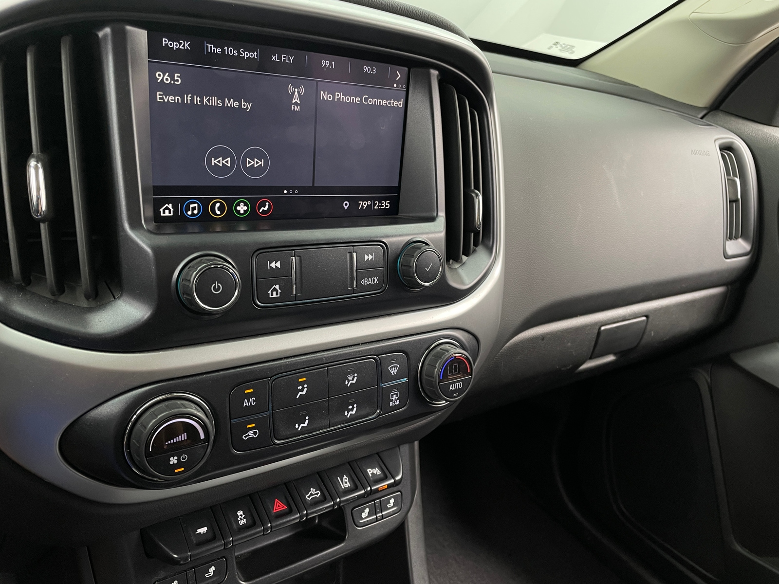 Thumbnail: 2020 Chevrolet Colorado - 3