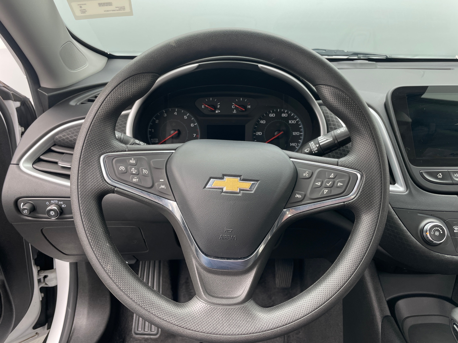 Thumbnail: 2024 Chevrolet Malibu - 5