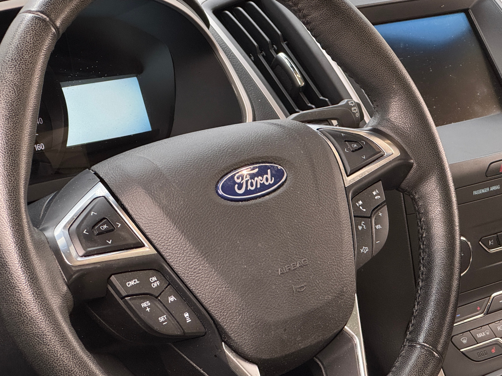 Thumbnail: 2020 Ford Edge - 4