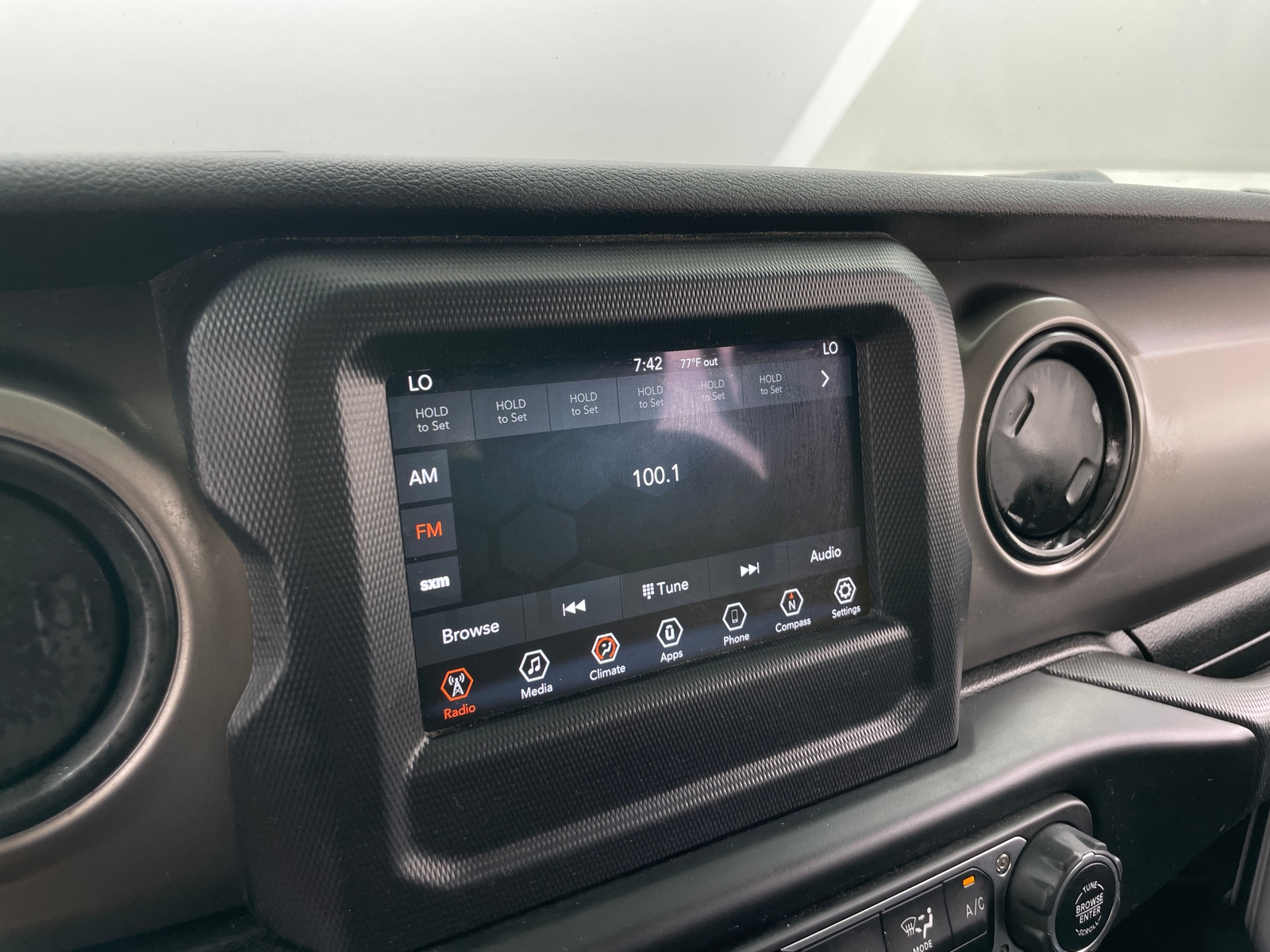 Thumbnail: 2020 Jeep Wrangler - 4
