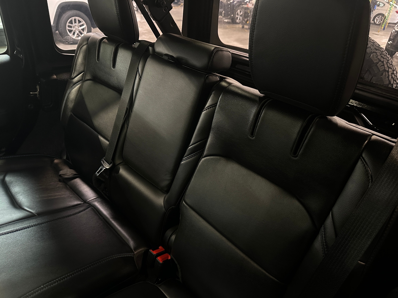 Thumbnail: 2021 Jeep Wrangler - 5