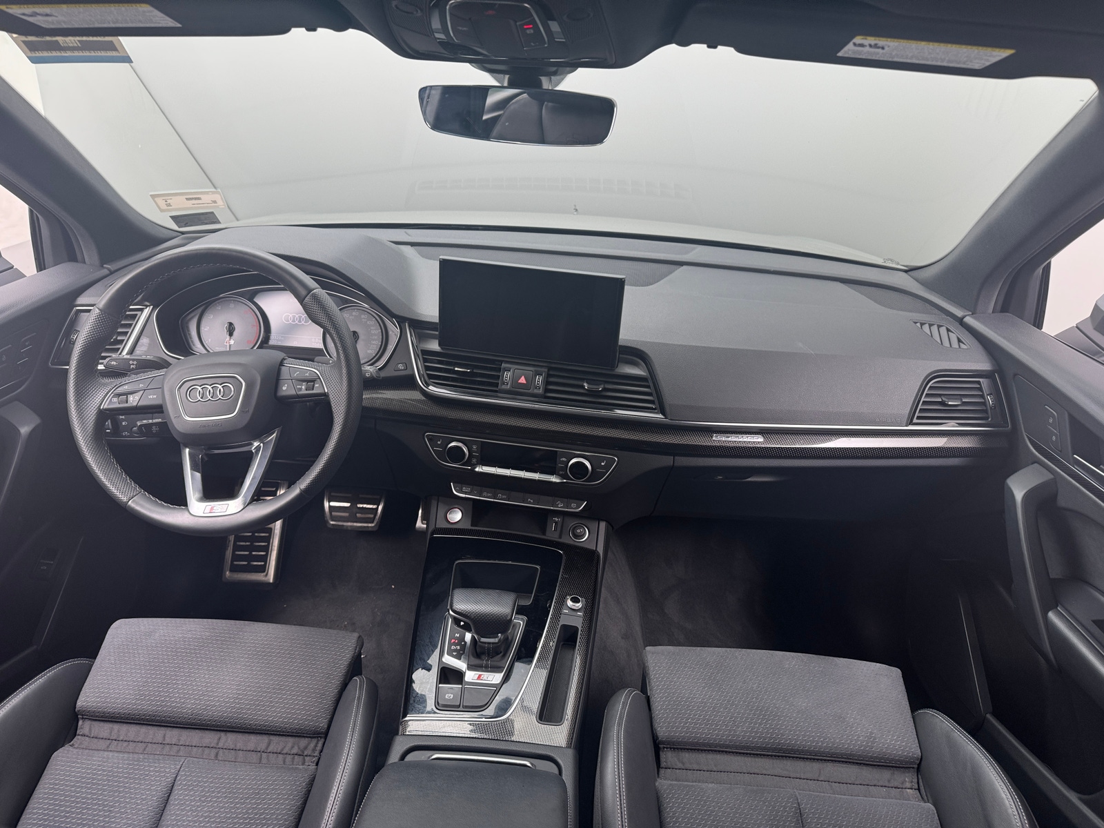 Thumbnail: 2022 Audi SQ5 - 2