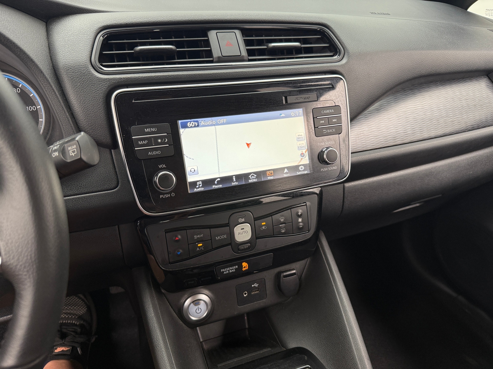 Thumbnail: 2019 Nissan Leaf - 4