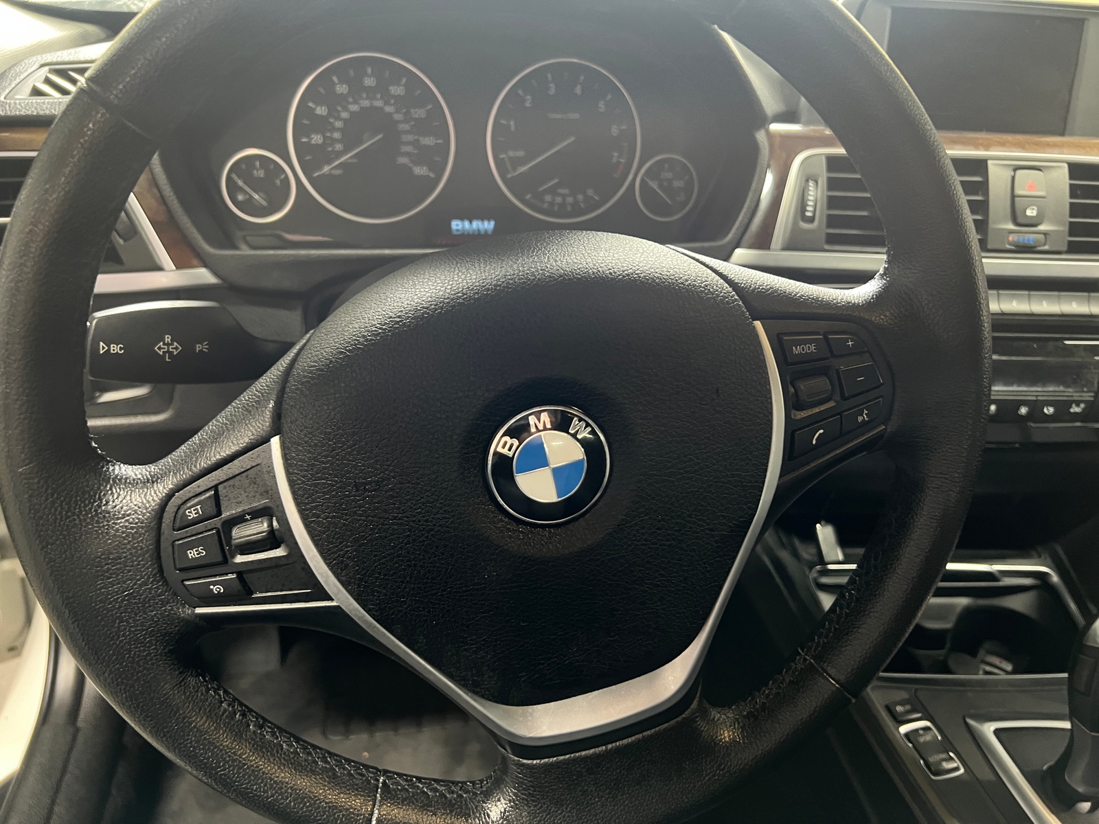 Thumbnail: 2016 BMW 3 Series - 4
