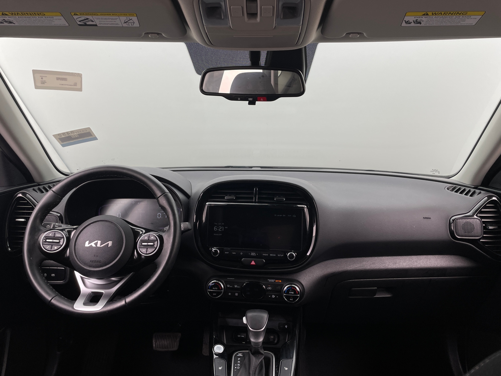 Thumbnail: 2023 Kia Soul - 3
