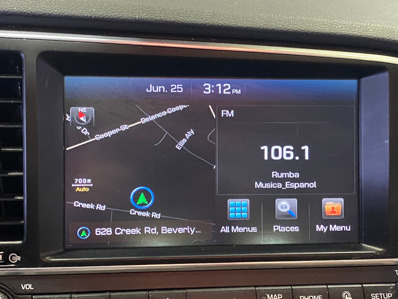 Thumbnail: 2017 Hyundai Elantra - 3
