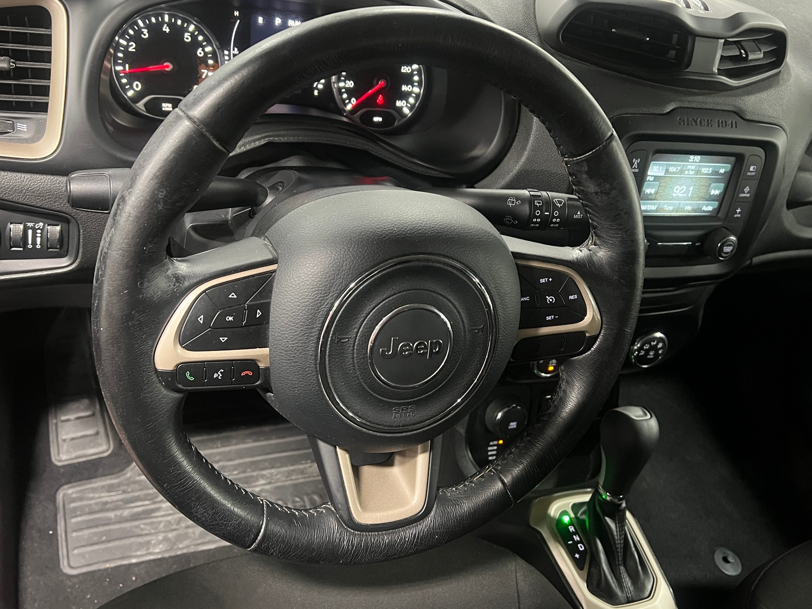 Thumbnail: 2016 Jeep Renegade - 5