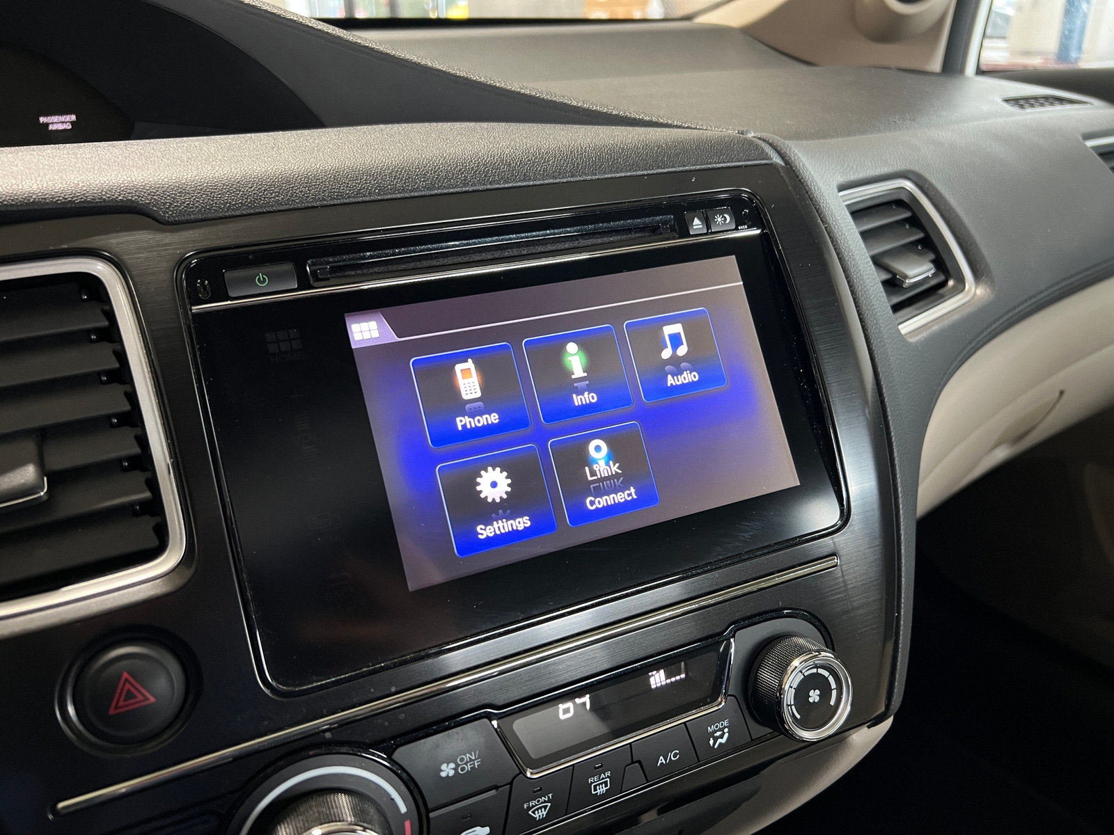Thumbnail: 2014 Honda Civic - 4