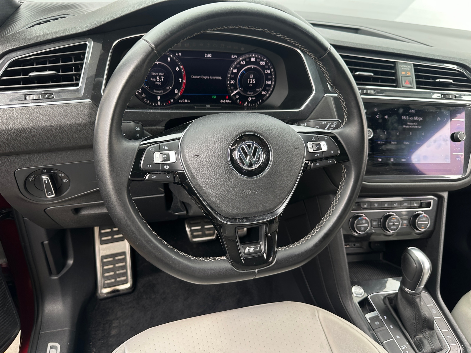 Thumbnail: 2019 Volkswagen Tiguan - 4