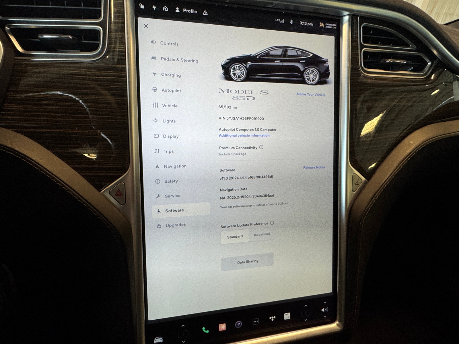 Thumbnail: 2015 Tesla Model S - 3